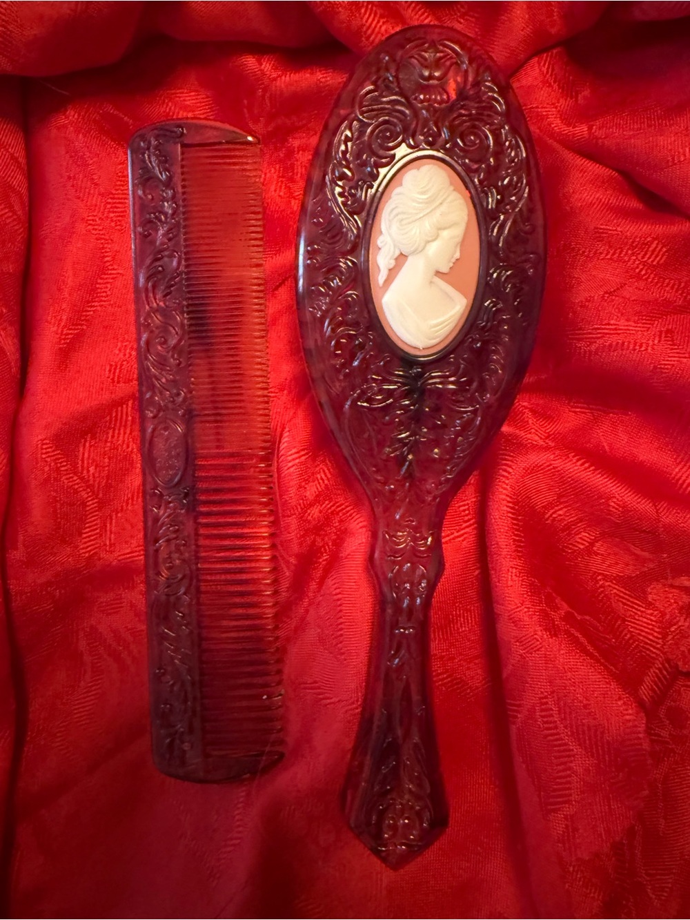 Avon 1970 Ornate Red Cameo Hair Brush & Comb Set - Women Accessories